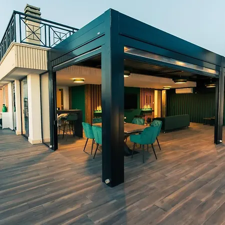 Апартаменты Be Your - Tower Beach