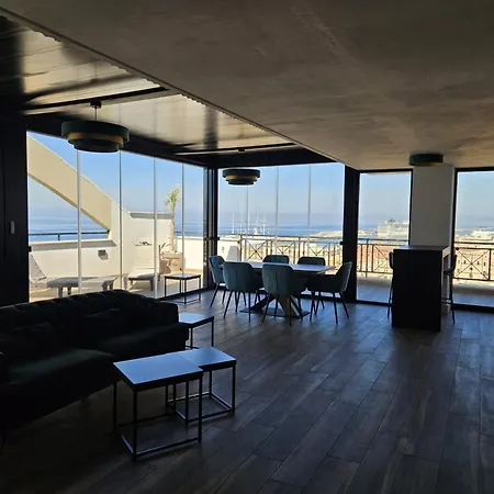 Be Your - Tower Beach Civitavecchia